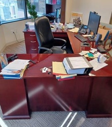 [#E7-267] Lh U Desk 6’ X 9’