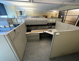 [#A4-3] Workstation, 8'x6'