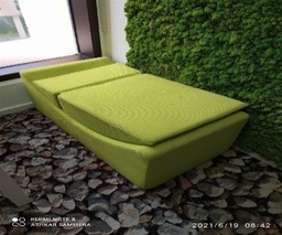 [#B11-7] Green Lounge Bench