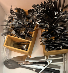 [#I1-20] Misc Kitchen Supplies - cutlery