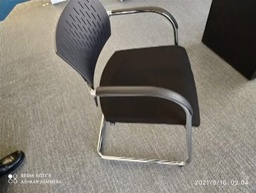 [#B4-30] Black Café Chair