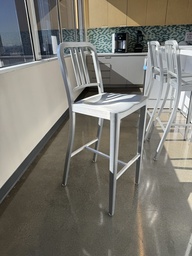 [#B1-39] Aluminum Bar Stools