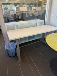 [#E3-61] Misc. Small White Desk