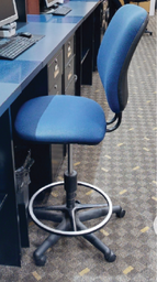 [#B1-71] Teller Stool 3