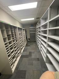 [#D25-19] Wood Shelving (36"W X 84"H)