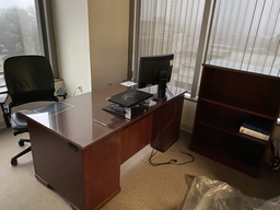[#E4-31] Straight Desk
