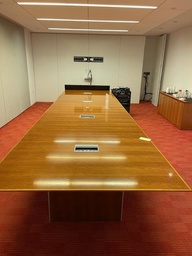 [#C6-30] 19' Conference Table