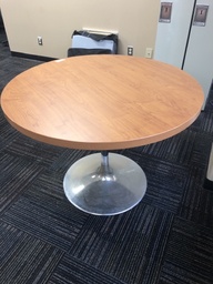 [#C9-114] Communal Table Round 