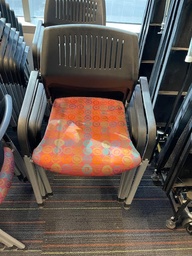 [#B4-1] Stack Chair