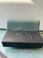 [#B6-1] Teal+Black Lounge Seating