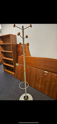 [#I5-107] Metal Coat Rack