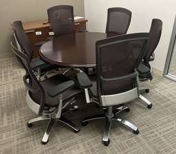 [#C5-47] Round Mahogany Table