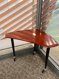 [#C11-57] Cherry Top Corner Table