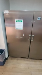 [#G10-41] Commercial Fridge/Freezer