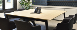 [#C7-8] Conference Table | Tavolo delle conferenze