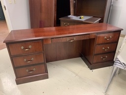 [#E4-1] Wooden Executive Desk - 75x35