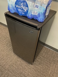 [#G10-44] Sanyo Refrigerator