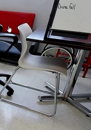 [#B4] White Stacking Chair