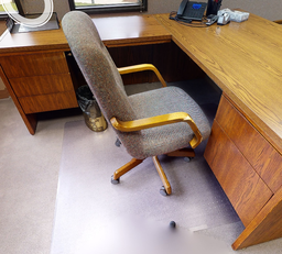 [#B13-18] Grey Task Chair w/ Wood Arms