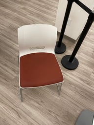 [#B4-11] Red and White Break-Room Chair (Allenmure)