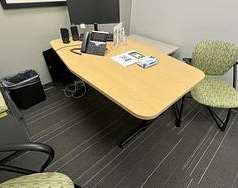 [#C8-75] H 29 X W 60 X D 36 Table