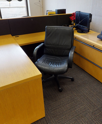 [#B13] Black Leather Task Chair