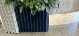 [#J5-40] Medium Blue Planter