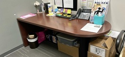 [#C5-129] Huddle Table