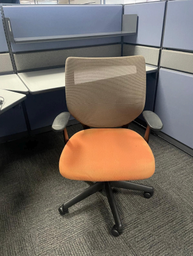 [#B13-6] Orange Task Chair