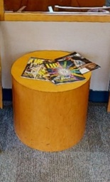 [#C11] Small Round Side Table