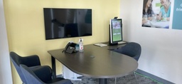 [#C5-226] Huddle Room Table