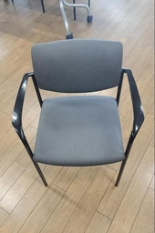 [#B8-47] Guest Chair - black