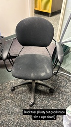 [#B13-9] Black Task Chair (dusty but in good condition just needs to be wiped)