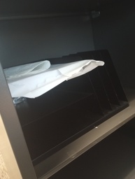 [#I10-35] Assorted Plastic Trays