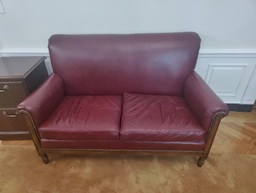 [#B6-521] Couch Red 60x36x38