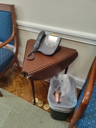 [#C11-818] Triangle Side Table with Folding Sides 23x23x24