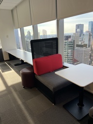 [#B12-117] **Red Lagunitas Lounge (color may vary)