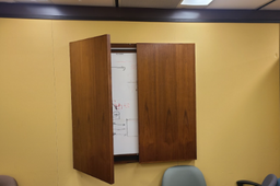 [#F4-8] Whiteboard with doors - 48"x48"