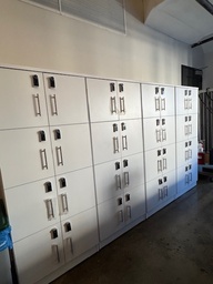 [#D15-37] Personal lockers (set of 8)