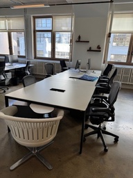 [#C5-56] White Square Table