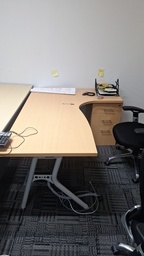 [#E6-6] L-Shaped Desk