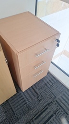 [#D17-47] Small Cabinet