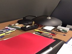 [#I6-16] Desk Lamp