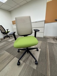 [#B13] STEELCASE GREEN  CHAIRS