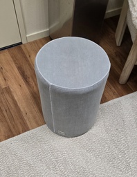 [#I11-12] Parents room seated pillow 