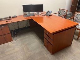 [#E6-39] L-Shaped Desk &amp; Return (Qty: 1)