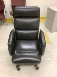 [#B13-54] Desk Chair - Broken