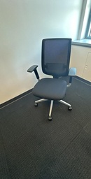 [#B13-48] Black Task Chair