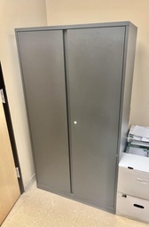 [#D21-51] Storage Closet - w 36, D 18, H 65.5