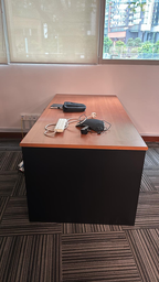 [#E2-14] Meeting Rm-2 Table 

